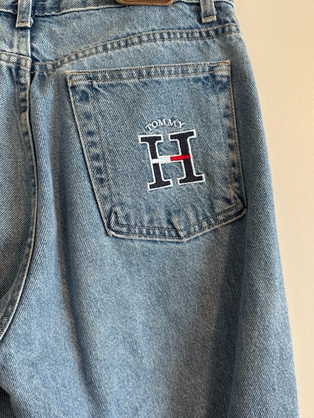 Tommy Hilfiger Light Blue Relaxed Denim Jeans with Logo Patch